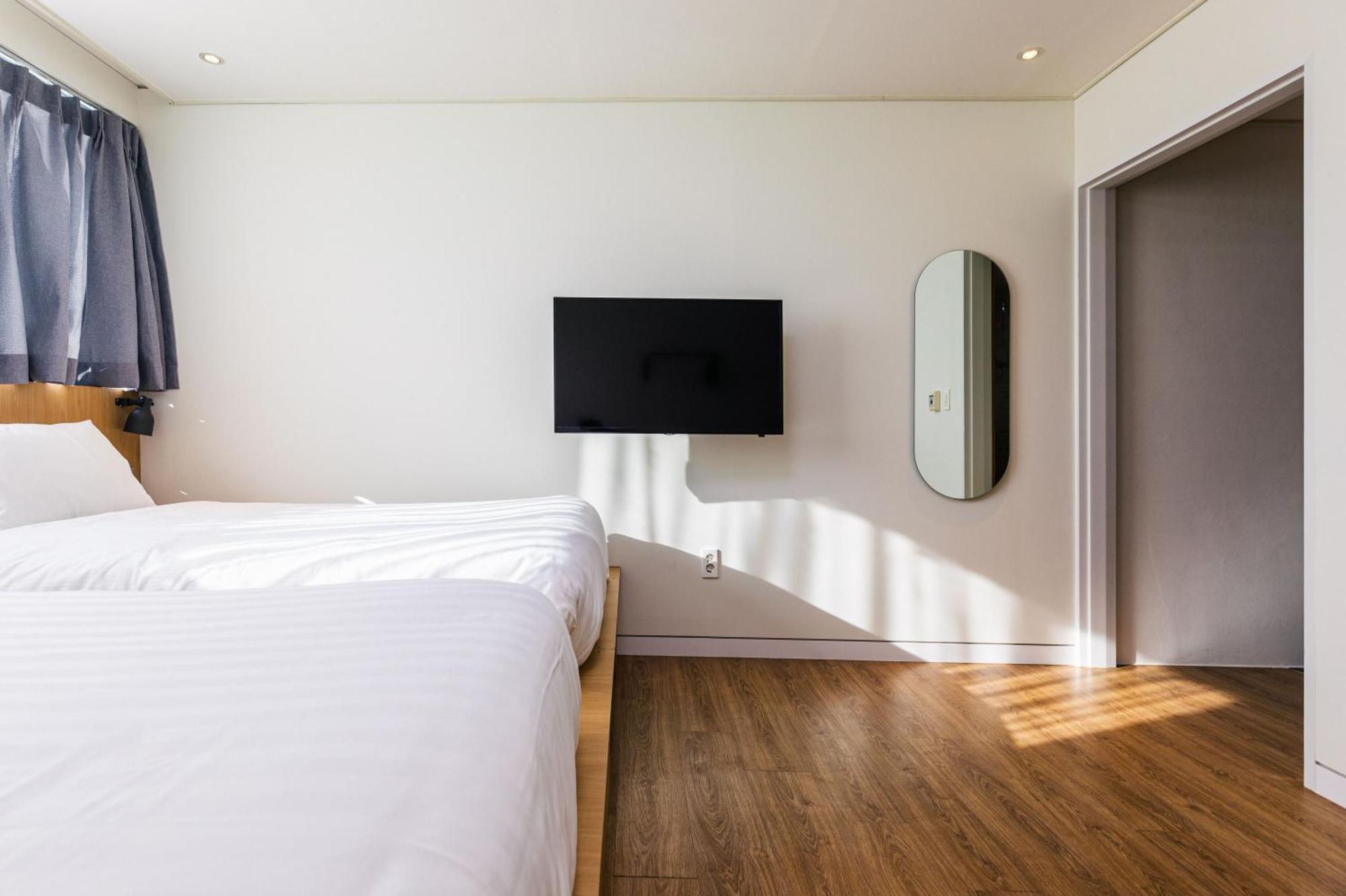 Bedradio Dodubong Hotel Oedo-dong ภายนอก รูปภาพ