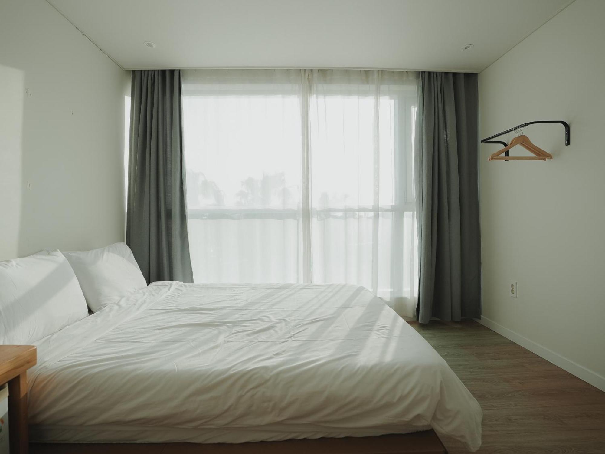Bedradio Dodubong Hotel Oedo-dong ภายนอก รูปภาพ